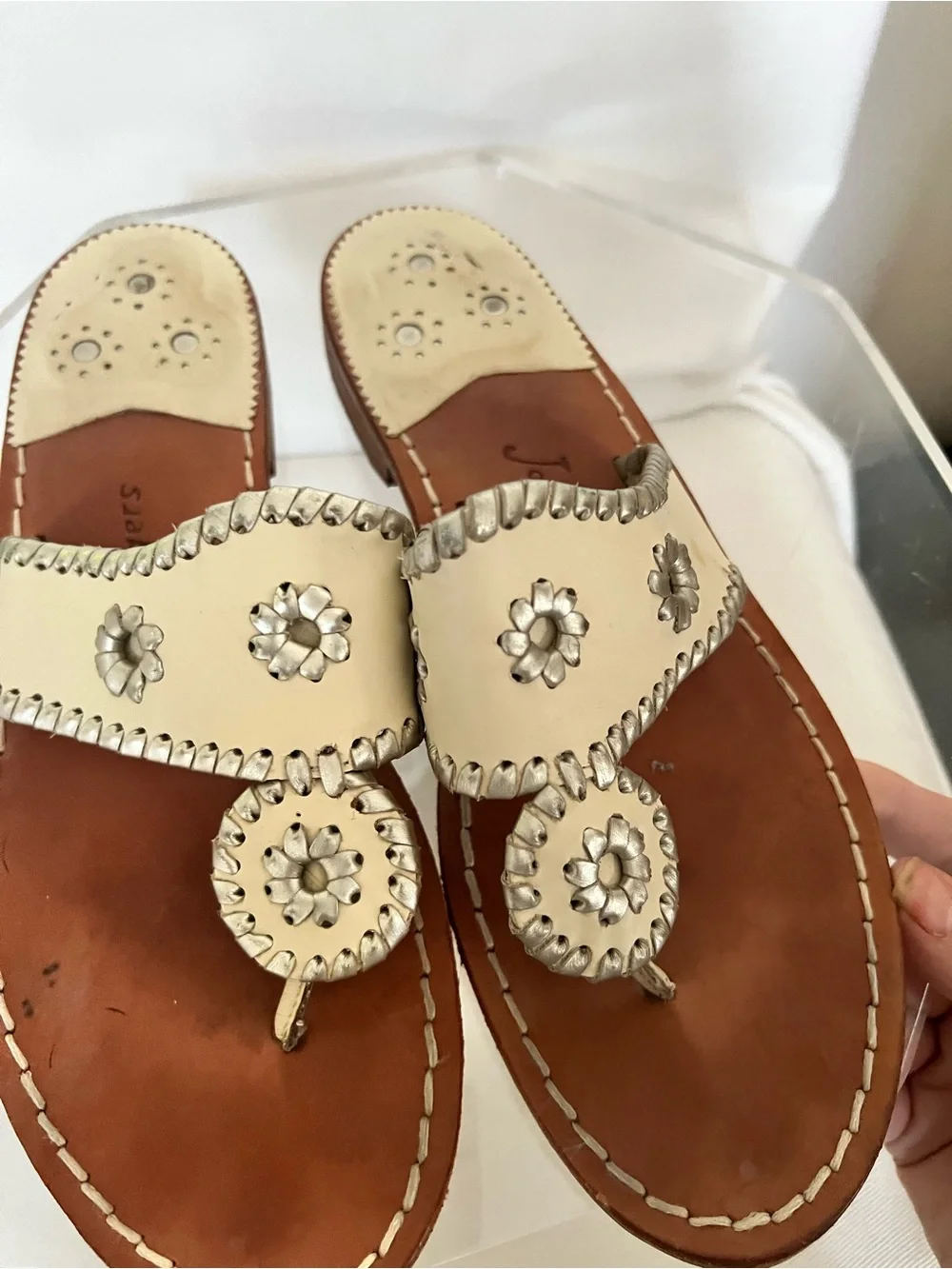 Iconic ivory cream /silver Jack Rogers Jacks Flat Sandals Size 9 pre owned